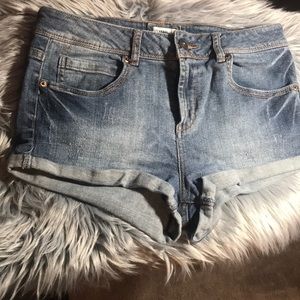 Forever 21 Hot Pants / Jean Shorts
